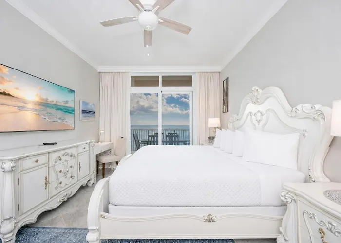 Phoenix Gulf Towers 2208 Apartment